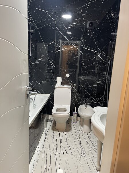 Decebal, Se inchiriaza si pentru seara de Revelion